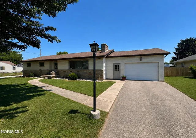 Photo 1 of Single family home for sale at 140 Allen St, Tiffin, OH 44883 | MLS# 10010390 | Listing updated on 2026-07-30