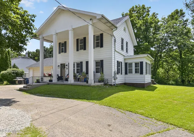 1st image of 1518 Eastgate Rd, Toledo, OH 43614 | MLS# 10010401