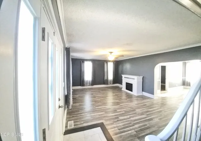 Photo 3 of Single family home for sale at 1695 N Union St, Fostoria, OH 44830 | MLS# 10010459 | Listing updated on 2026-09-04
