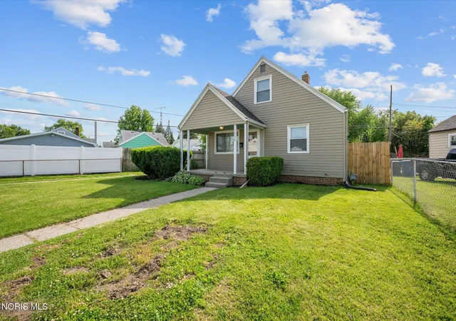 4th image of 1536 Reswick Dr, Oregon, OH 43616 | MLS# 10010412