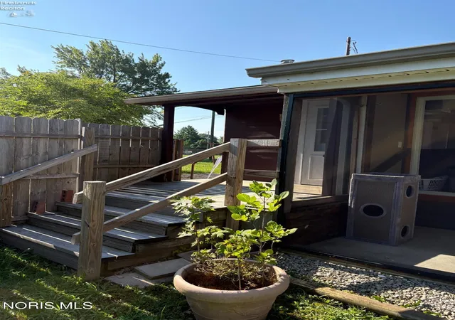 3rd image of 208 W Washington St, Oak Harbor, OH 43449 | MLS# 10010435