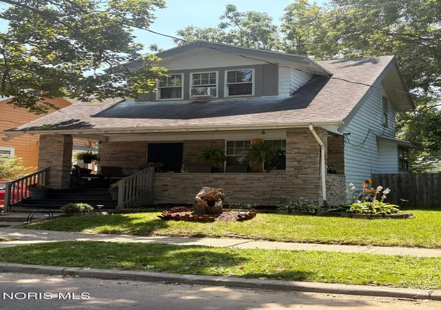 2nd image of 1929 Barrows St, Toledo, OH 43613 | MLS# 10010447