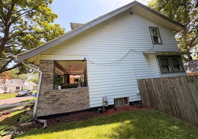 4th image of 1929 Barrows St, Toledo, OH 43613 | MLS# 10010447