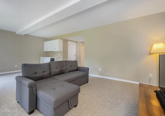 Condo for sale in building located at 1608 Saddlebrook Ct, Toledo, OH 43615 - Unit # C