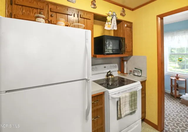 Homes for sale in Port Clinton, OH | 4336 E Ledge Rd, Port Clinton, OH 43452 | MLS# 10010476