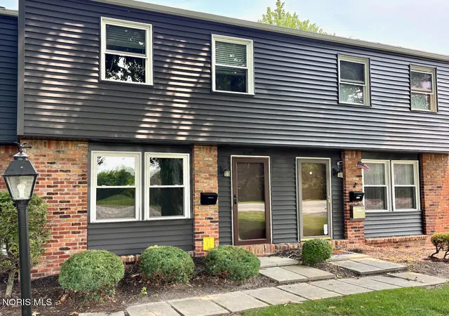 Photo 29 of Sale Pending at 6044 N Summit St #1B, Toledo, OH 43611 | MLS# 10010566 | Listing updated on 2026-08-27