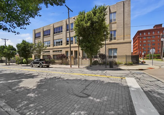 Condo for sale at 100 S Huron St #6B, Toledo, OH 43604 | MLS# 10010495
