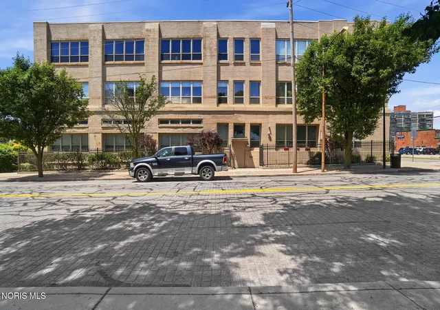 Photo 1 of Condo for sale at 100 S Huron St #6B, Toledo, OH 43604 | MLS# 10010495 | Listing updated on 2026-08-25