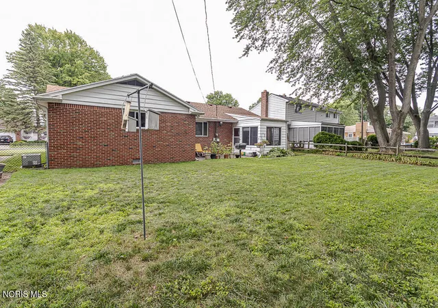 3rd image of 4040 Barstow Ave, Toledo, OH 43623 | MLS# 10010486