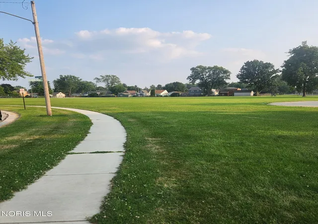Photo 3 of Land for sale at 5850 Rounding River Ln, Toledo, OH 43611 | MLS# 10010723 | Listing updated on 2026-08-28