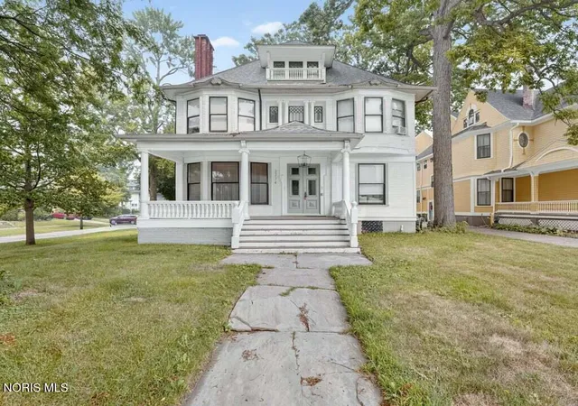 Photo 1 of Multi family home for sale at 2274 Robinwood Ave, Toledo, OH 43620 | MLS# 10010868 | Listing updated on 2026-09-30