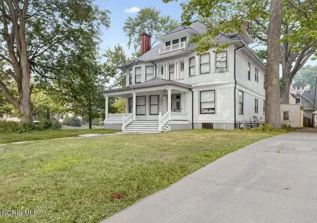 Photo 3 of Multi family home for sale at 2274 Robinwood Ave, Toledo, OH 43620 | MLS# 10010868 | Listing updated on 2026-09-30