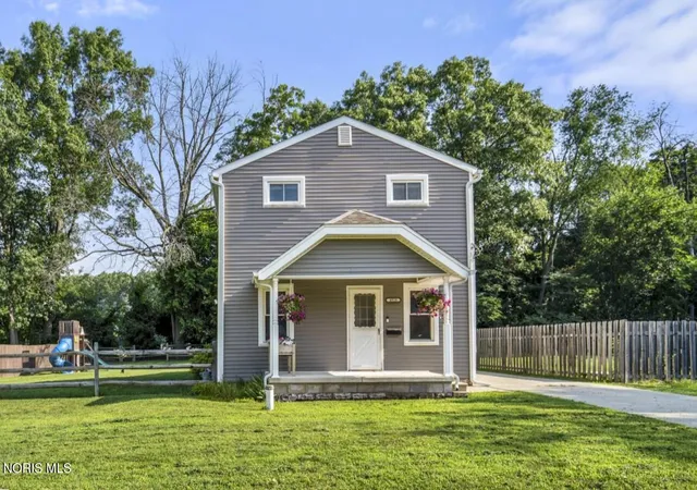 1st image of 4928 Arbor Wy, Sylvania, OH 43560 | MLS# 10010671