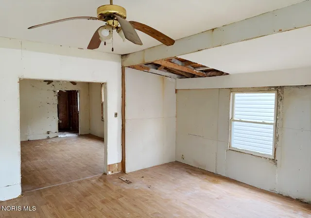 Photo 4 of Sale Pending at 310 Bronson Ave, Toledo, OH 43608 | MLS# 10010512 | Listing updated on 2026-08-31