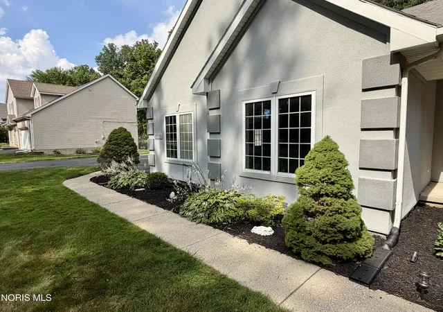 3rd image of 2312 Ronaldo Rd, Toledo, OH 43615 | MLS# 10010601