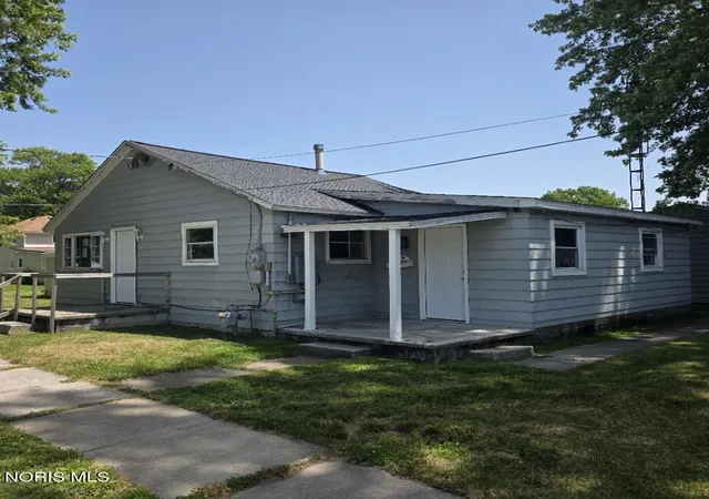 1st image of 103 Summit St, North Baltimore, OH 45872 | MLS# 10010544