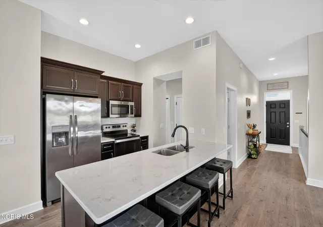 Photo 2 of Condo for sale at 107 Dairy Dr, Edgerton, OH 43517 | MLS# 10010694 | Listing updated on 2026-09-11