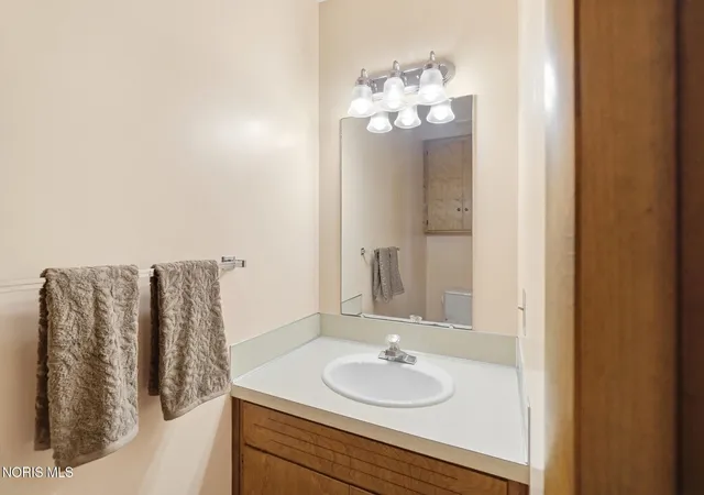35th image of 517 Kirk Dr, Findlay, OH 45840 | MLS# 10010572