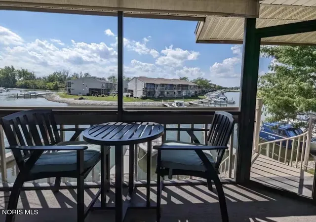 Listing Photo 3 - Condo for sale in building located at 6342 N Harris Harbor Dr, Oak Harbor, OH 43449