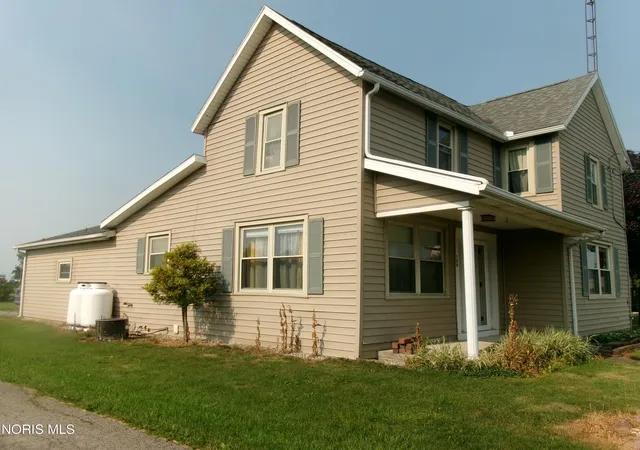 Photo 2 of Single family home for sale at 104 E Main Cross St, Miller City, OH 45864 | MLS# 10010802 | Listing updated on 2026-07-21