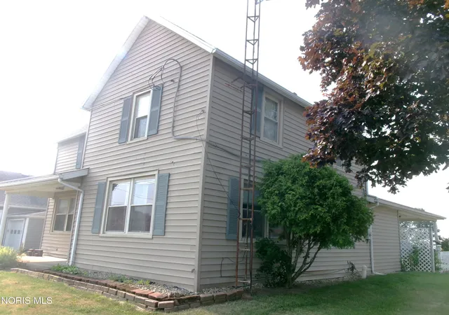 Photo 3 of Single family home for sale at 104 E Main Cross St, Miller City, OH 45864 | MLS# 10010802 | Listing updated on 2026-07-21