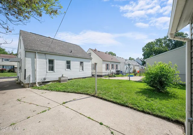 26th image of 2055 Balkan Pl, Toledo, OH 43613 | MLS# 10010617
