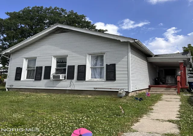 Photo 1 of Single family home for sale at 1624 Indiana Ave, Toledo, OH 43607 | MLS# 10010609 | Listing updated on 2026-08-01