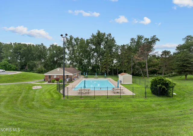 Photo 1 of Condo for sale at 5708 Bernath Ct, Toledo, OH 43615 | MLS# 10010613 | Listing updated on 2026-09-06