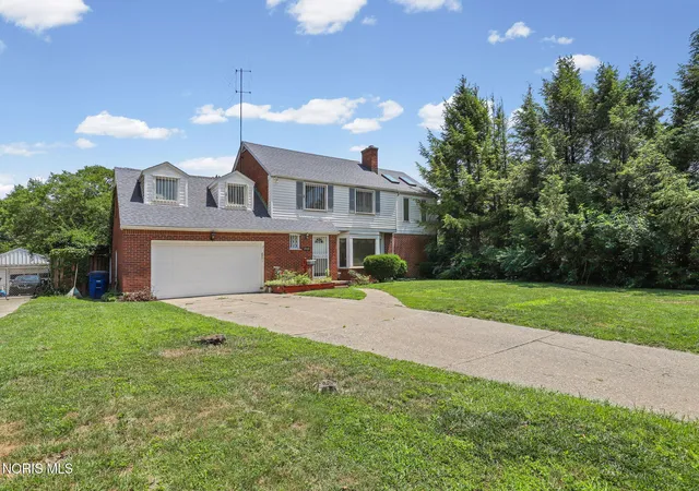 Single family home for sale at 2920 Pemberton Dr, Toledo, OH 43606 | MLS# 10010646 | Listing updated on 2026-09-09