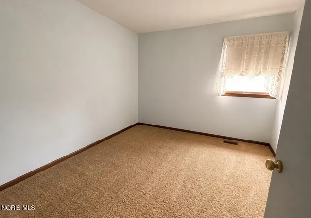 13th image of 5967 Graystone Dr, Sylvania, OH 43560 | MLS# 10010633