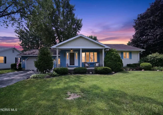 Photo 1 of Sale Pending at 309 W Cole Rd, Fremont, OH 43420 | MLS# 10010674 | Listing updated on 2026-08-26