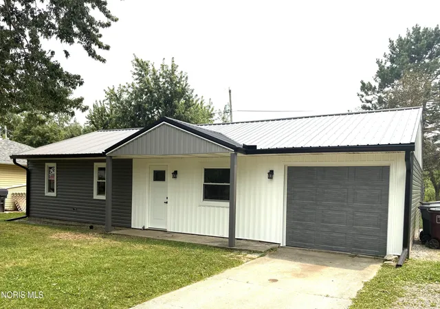 Photo 1 of Sale Pending at 1101 Brower Rd, Lima, OH 45801 | MLS# 10010632 | Listing updated on 2026-09-29