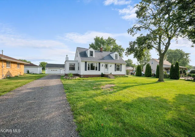 1st image of 5837 Seaman Rd, Oregon, OH 43616 | MLS# 10010700