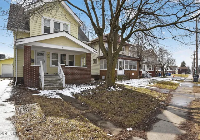 2nd image of 2335 Airport Hwy, Toledo, OH 43609 | MLS# 10010713
