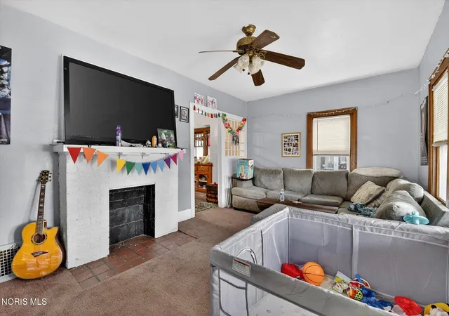5th image of 2335 Airport Hwy, Toledo, OH 43609 | MLS# 10010713