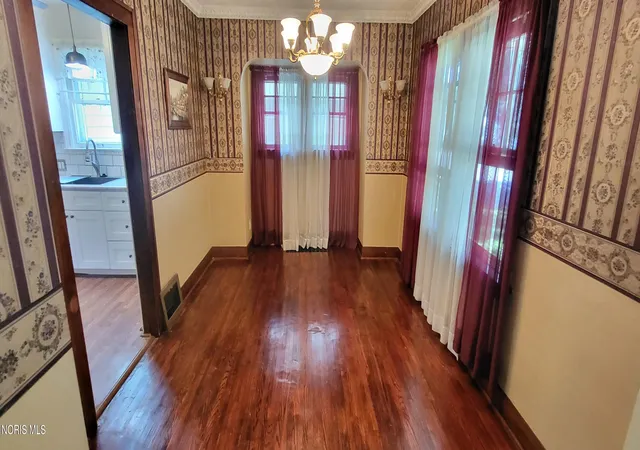3rd image of 1463 Sabra Rd, Toledo, OH 43612 | MLS# 10010708