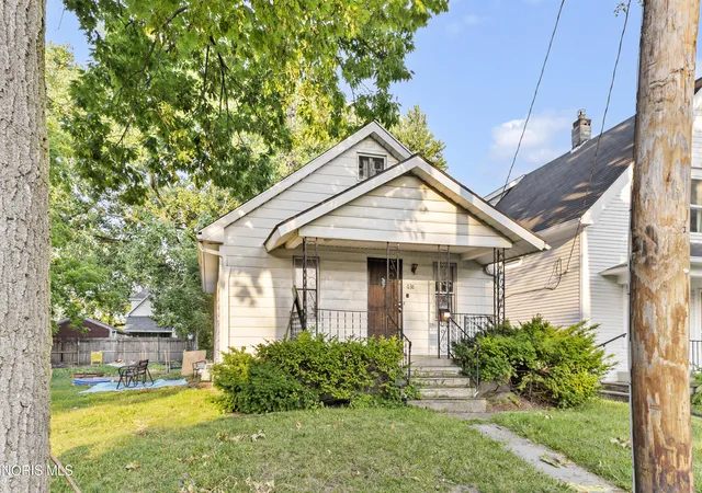 Photo 2 of Single family home for sale at 638 Woodstock Ave, Toledo, OH 43607 | MLS# 10010718 | Listing updated on 2026-09-10