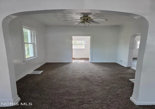 Photo 3 of Single family home for sale at 1022 Salem St, Toledo, OH 43609 | MLS# 10010720 | Listing updated on 2026-07-19
