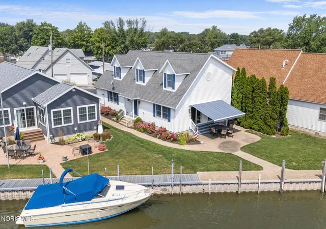 Photo 4 of Single family home for sale at 1541 N Anchor Ave, Port Clinton, OH 43452 | MLS# 10010739 | Listing updated on 2026-09-04