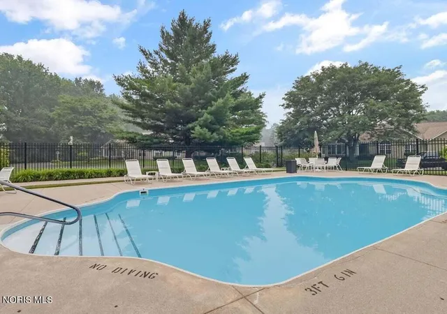 Condo for sale in building located at 2358 Whispering Pines Dr, Toledo, OH 43617 - Unit #