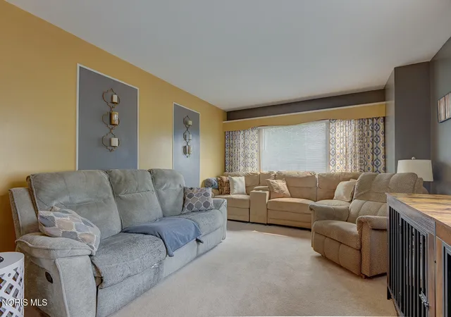 5th image of 216 Edith Ave, Findlay, OH 45840 | MLS# 10010755