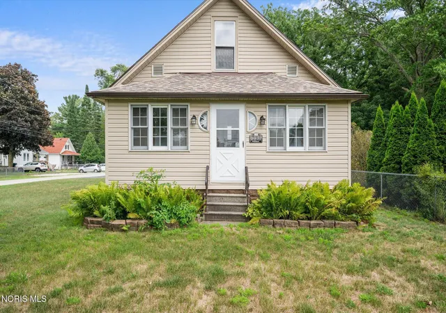 image of 6034 Whiteford Rd, Sylvania, OH 43560 | MLS# 10010839