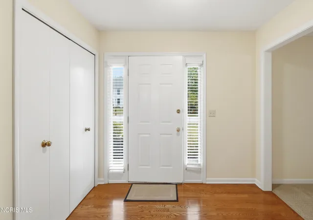 Photo 4 of Single family home for sale at 8045 Bittersweet Rd, Sylvania, OH 43560 | MLS# 10010794 | Listing updated on 2026-09-04