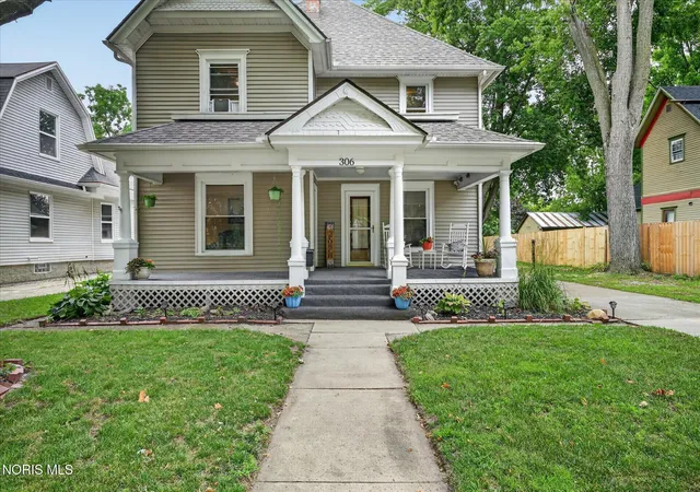 Photo 3 of Single family home for sale at 306 Monroe St, Delta, OH 43515 | MLS# 10010817 | Listing updated on 2026-09-09