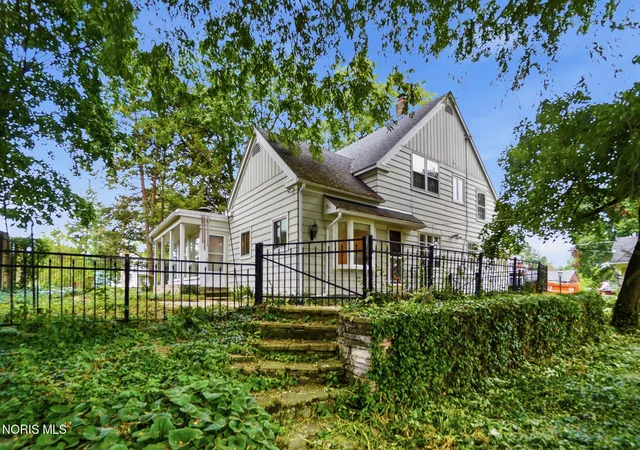 3rd image of 2305 S Main St, Findlay, OH 45840 | MLS# 10010812