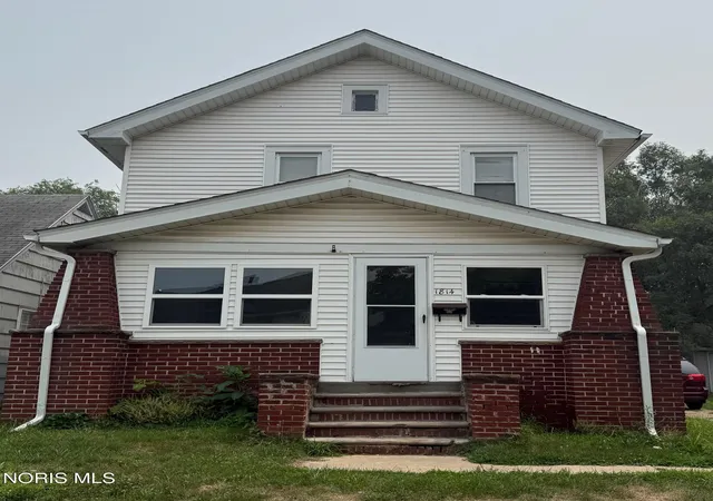 Photo 1 of Single family home for sale at 1814 Evansdale Ave, Toledo, OH 43607 | MLS# 10010814 | Listing updated on 2026-08-21