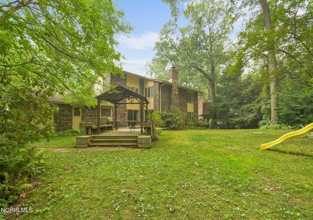 Photo 17 of Sale Pending at 4357 Bromley Dr, Toledo, OH 43623 | MLS# 10010815 | Listing updated on 2026-08-11