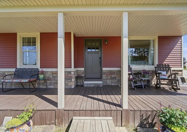 Photo 5 of Single family home for sale at 15329 W Toussaint N Rd, Graytown, OH 43432 | MLS# 10010832 | Listing updated on 2026-08-01