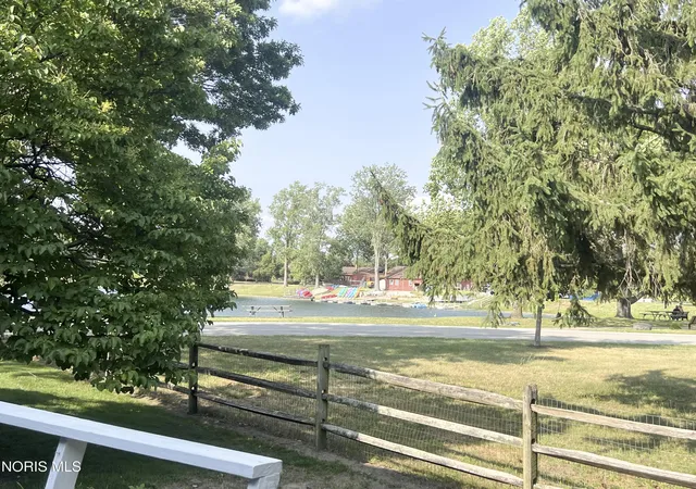 3rd image of 4016 Westwind Dr, Sylvania, OH 43560 | MLS# 10010840