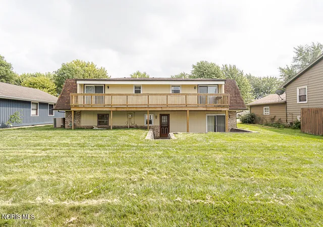 Photo 3 of Single family home for sale at 6714 Janel Ln, Maumee, OH 43537 | MLS# 10010883 | Listing updated on 2026-10-02
